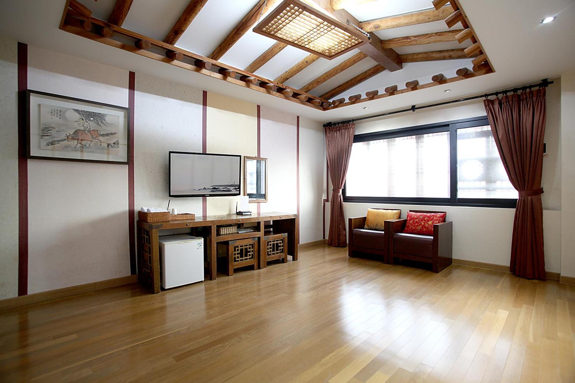 Jeonju Hanok Taejogung Hotel חדר תמונה